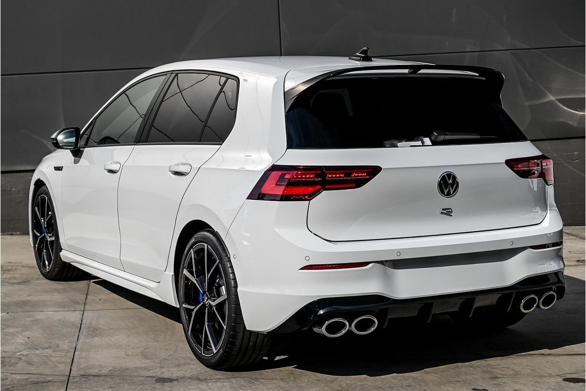 2024 Volkswagen Golf R 8