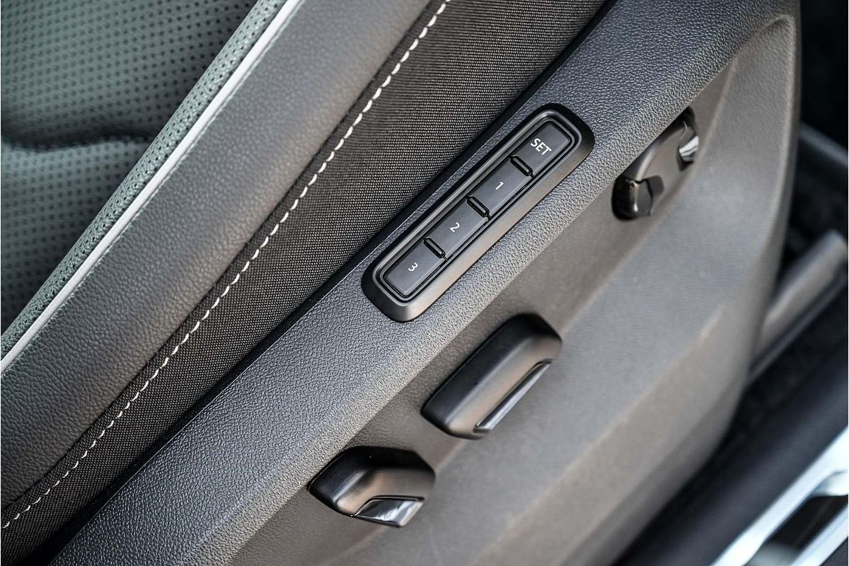 2024 Volkswagen Tiguan Wolfsburg Edition Allspace 5N