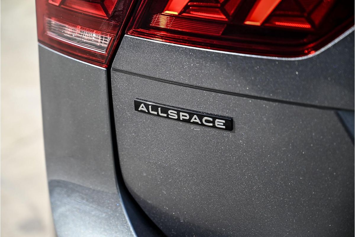 2024 Volkswagen Tiguan Wolfsburg Edition Allspace 5N