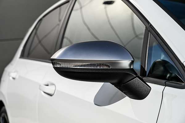 2024 Volkswagen Golf R 8