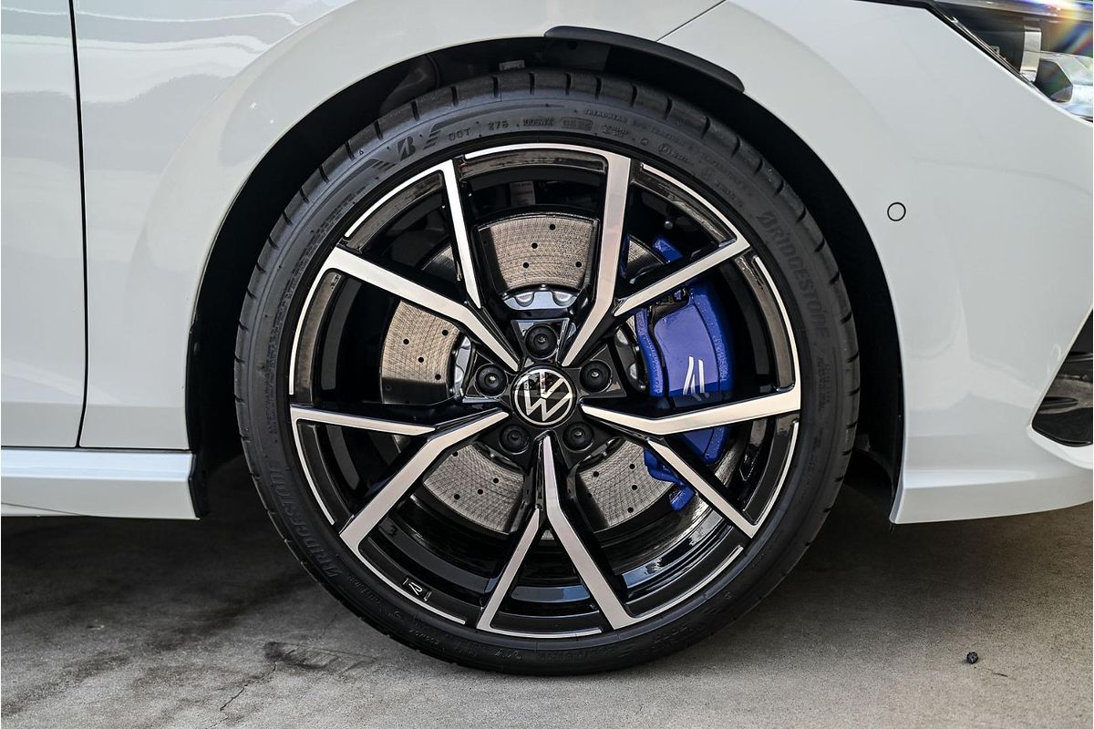 2024 Volkswagen Golf R 8