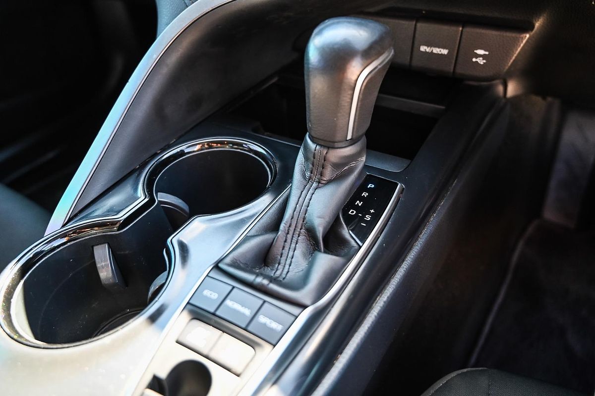 2019 Toyota Camry Ascent Sport AXVH71R