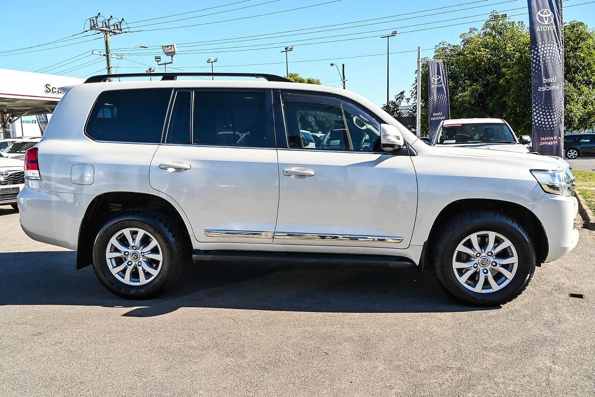 2018 Toyota Landcruiser Sahara VDJ200R