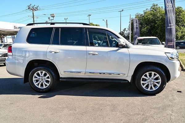 2018 Toyota Landcruiser Sahara VDJ200R