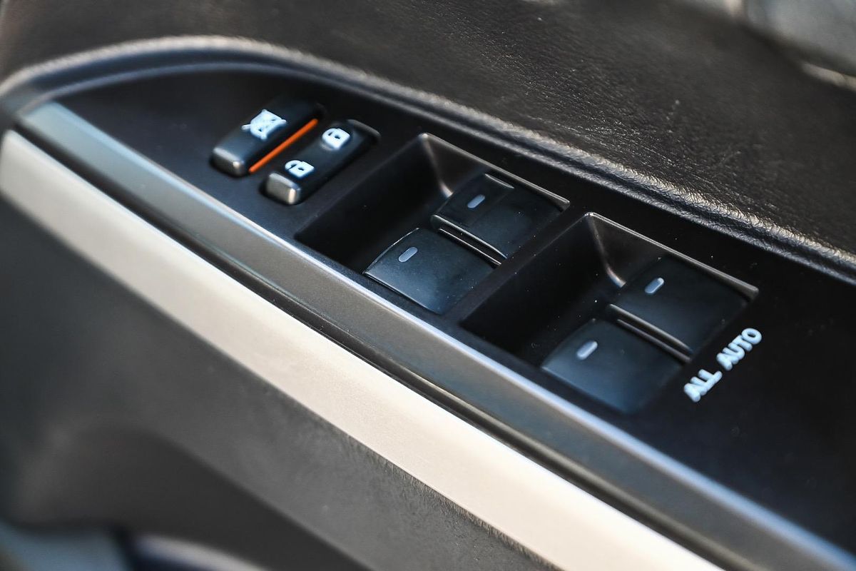 2018 Toyota Landcruiser Sahara VDJ200R