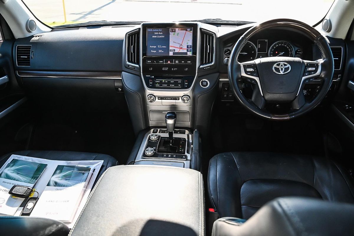 2018 Toyota Landcruiser Sahara VDJ200R