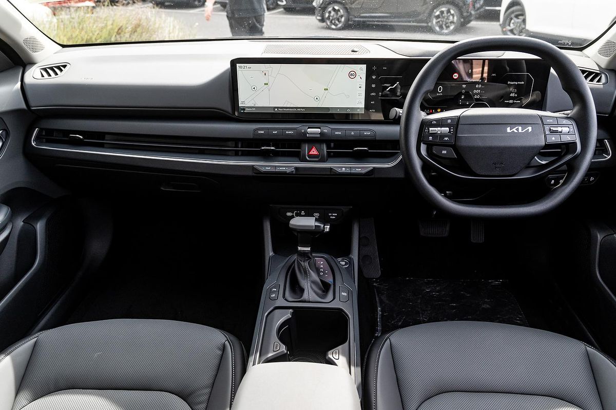 2025 Kia K4 Sport+ CL4m