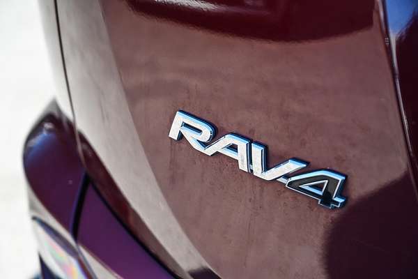 2017 Toyota RAV4 GX ZSA42R