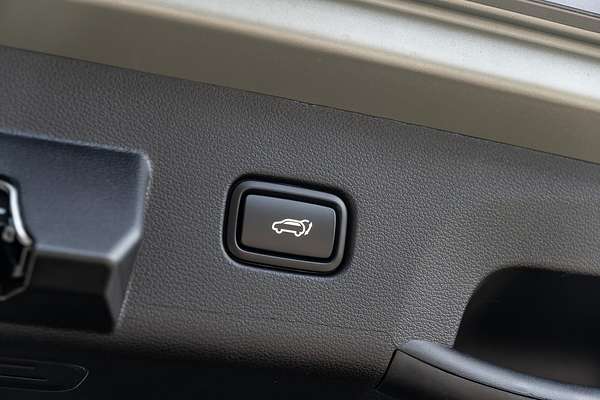 2025 Kia Sportage SX+ NQ5