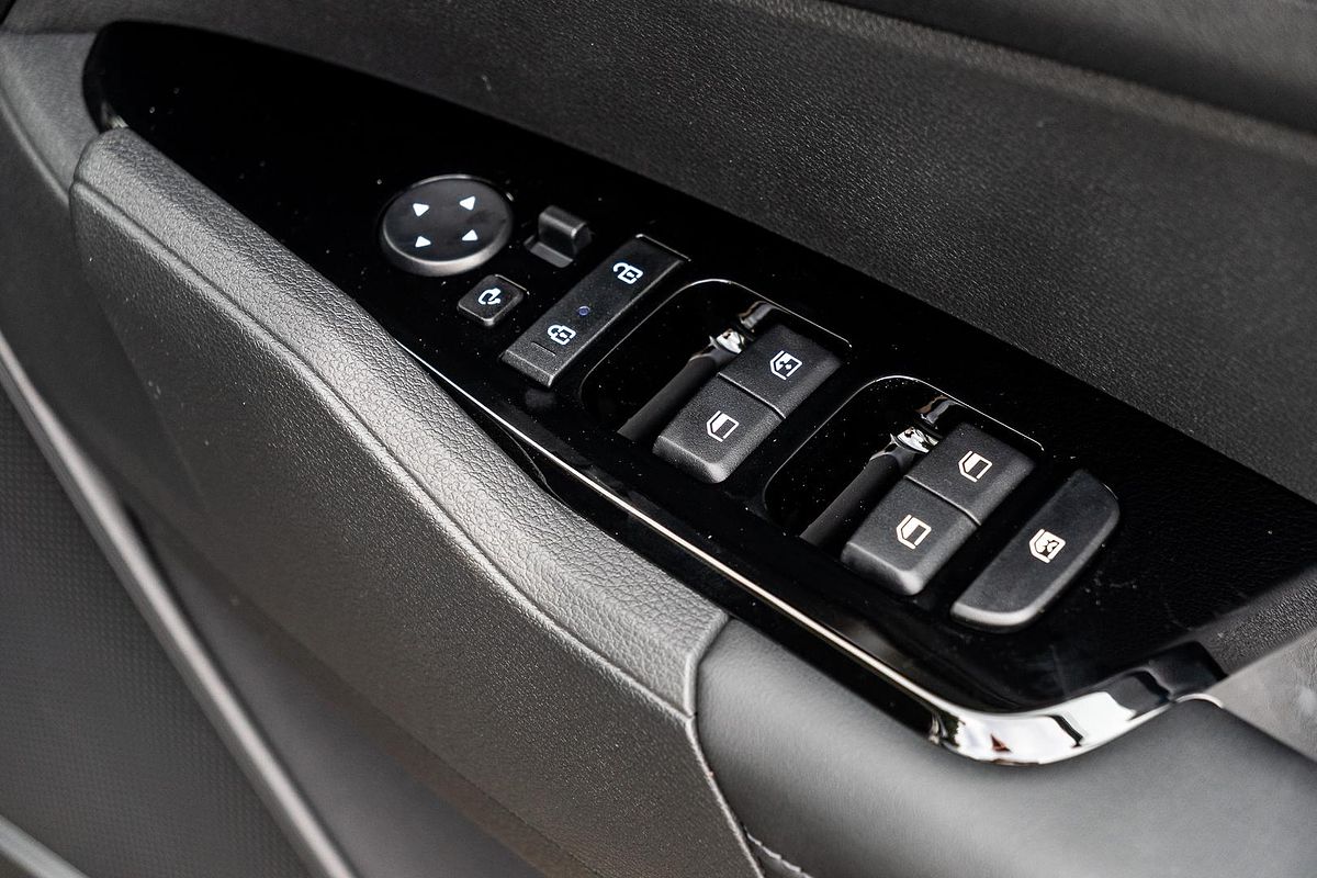 2025 Kia Sportage SX+ NQ5