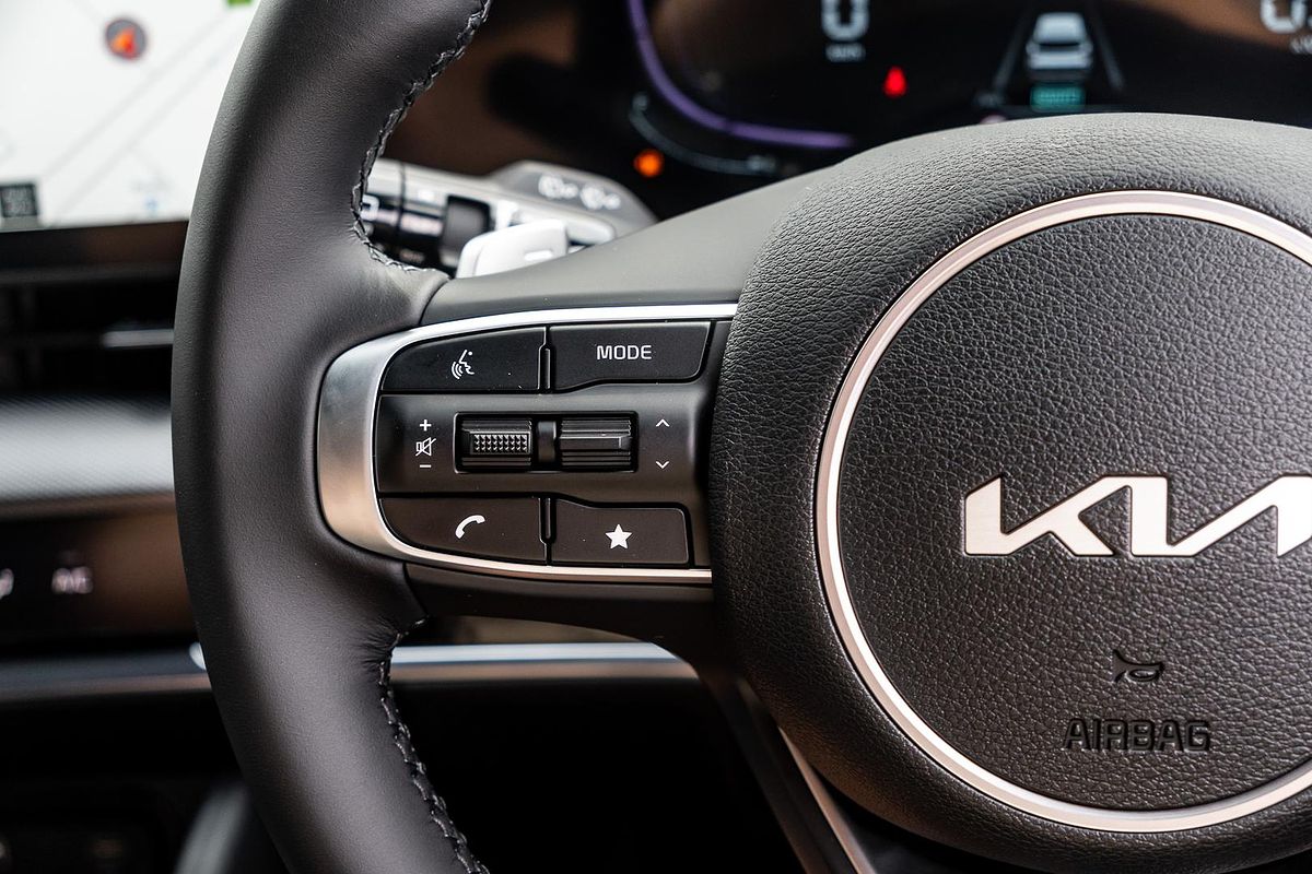 2025 Kia Sportage SX+ NQ5