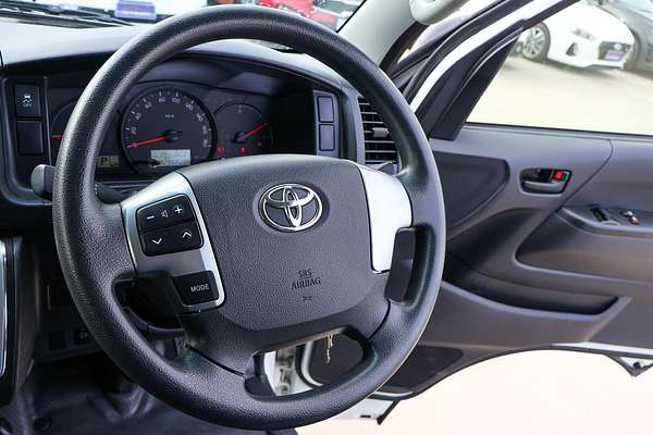 2017 Toyota Hiace Commuter KDH223R