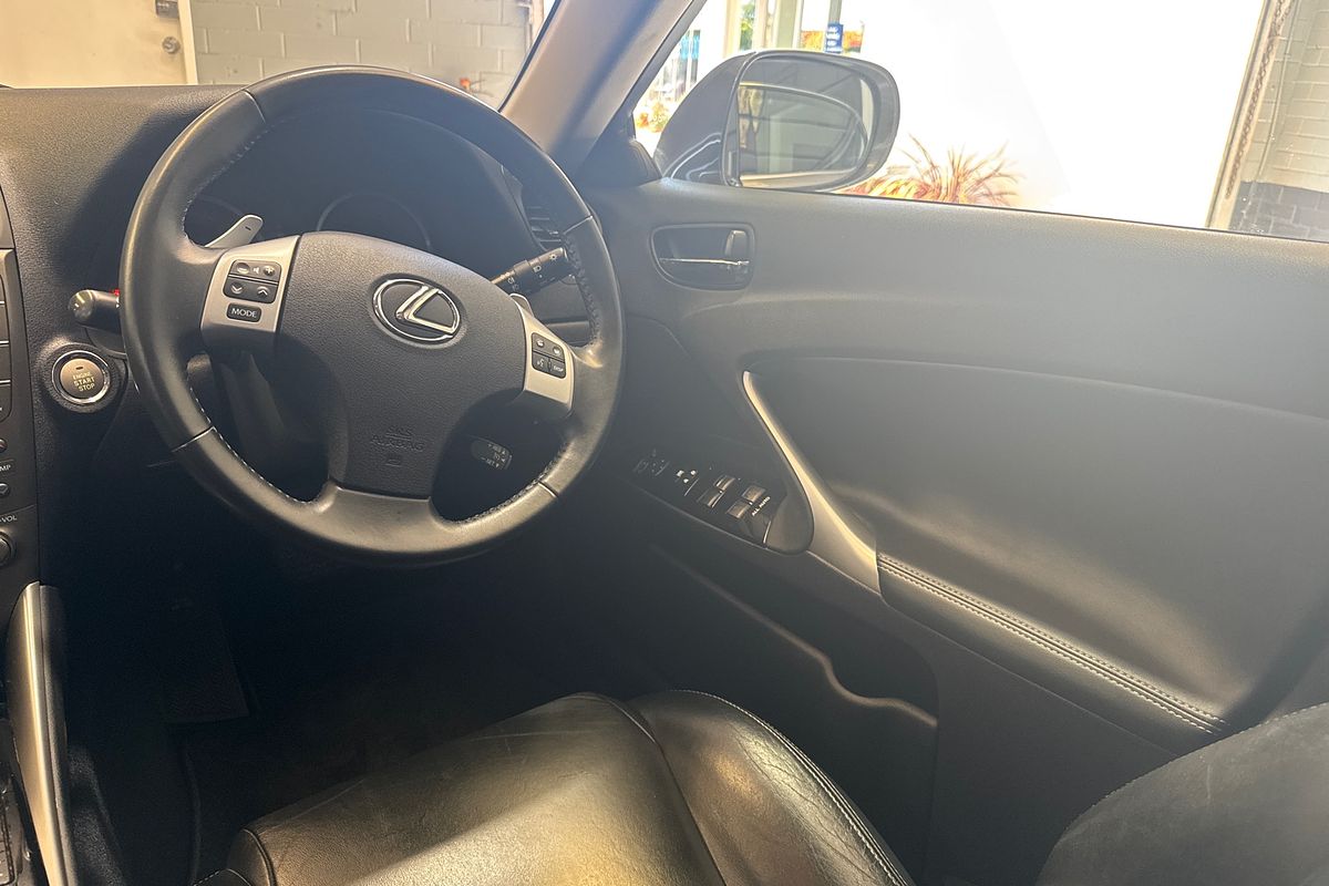 2012 Lexus IS IS350 Prestige GSE21R