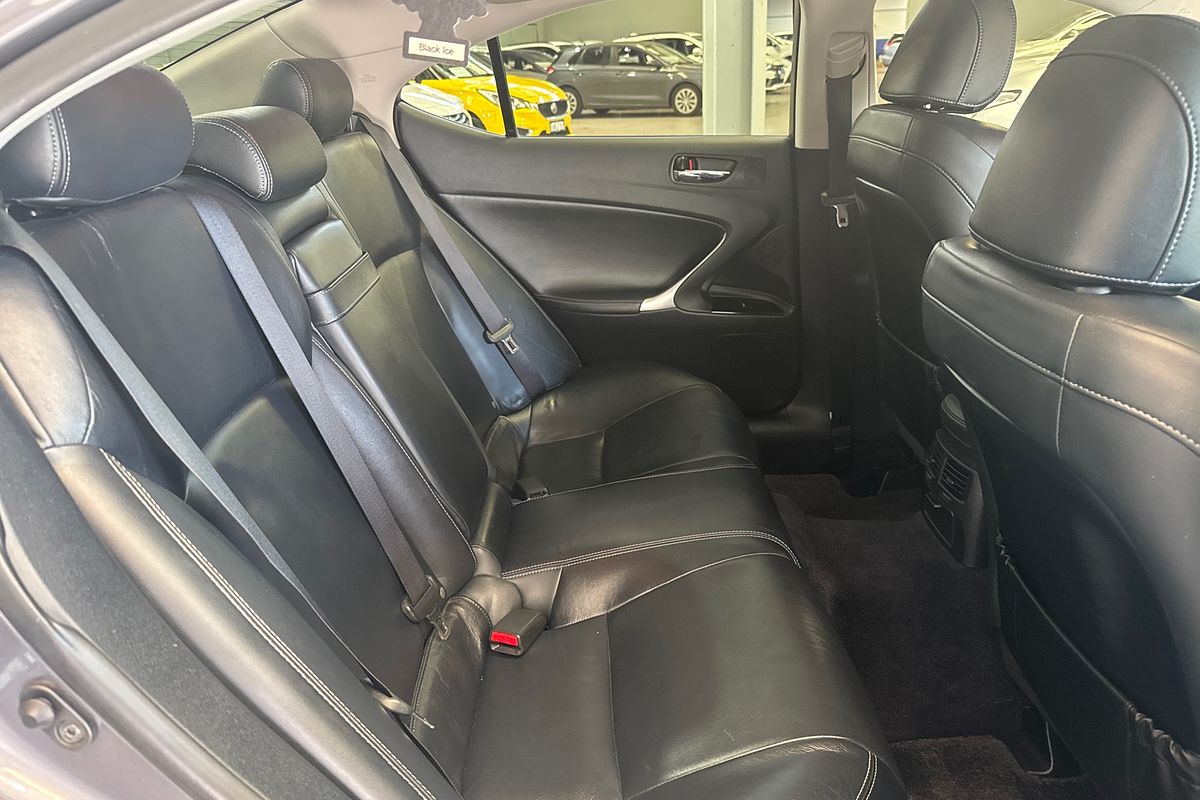 2012 Lexus IS IS350 Prestige GSE21R