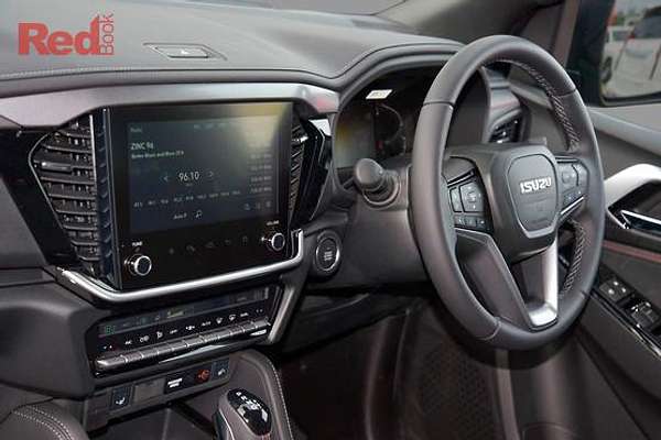 2024 Isuzu MU-X X-TERRAIN