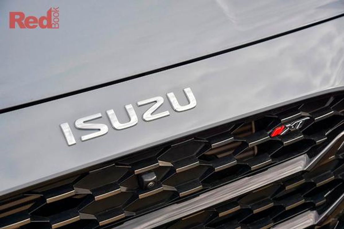 2024 Isuzu MU-X X-TERRAIN