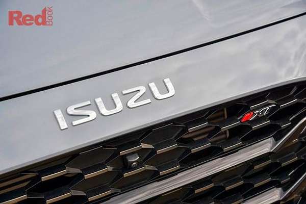 2024 Isuzu MU-X X-TERRAIN
