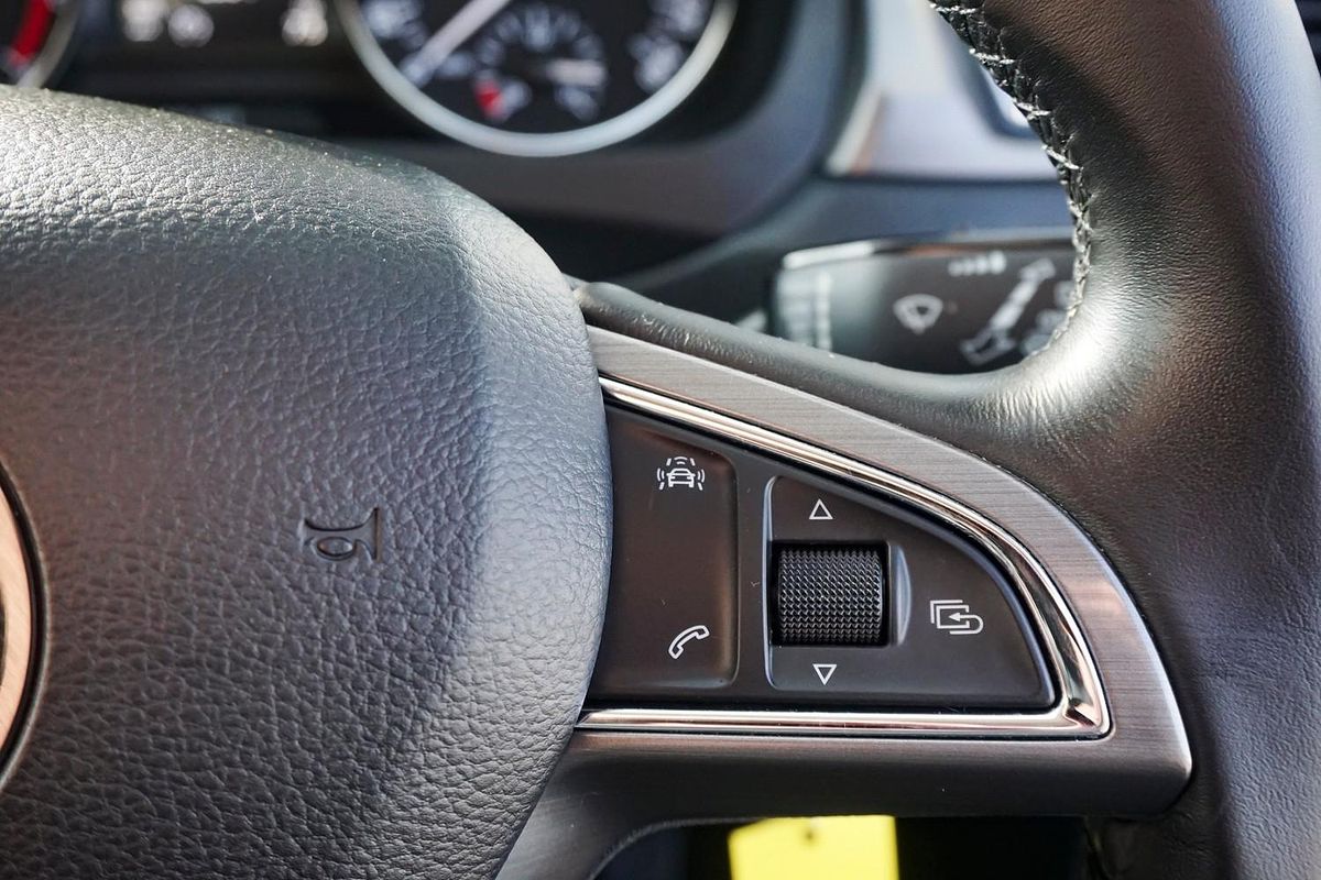 2016 SKODA Rapid NH