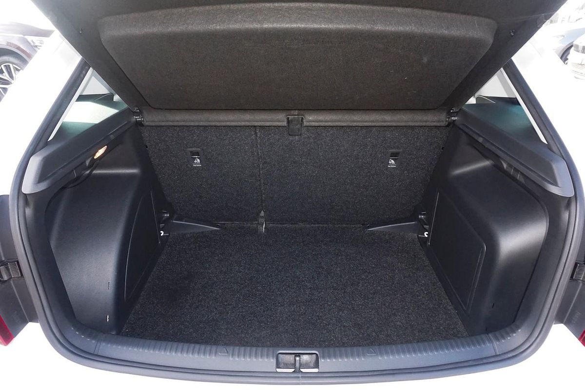 2016 SKODA Rapid NH
