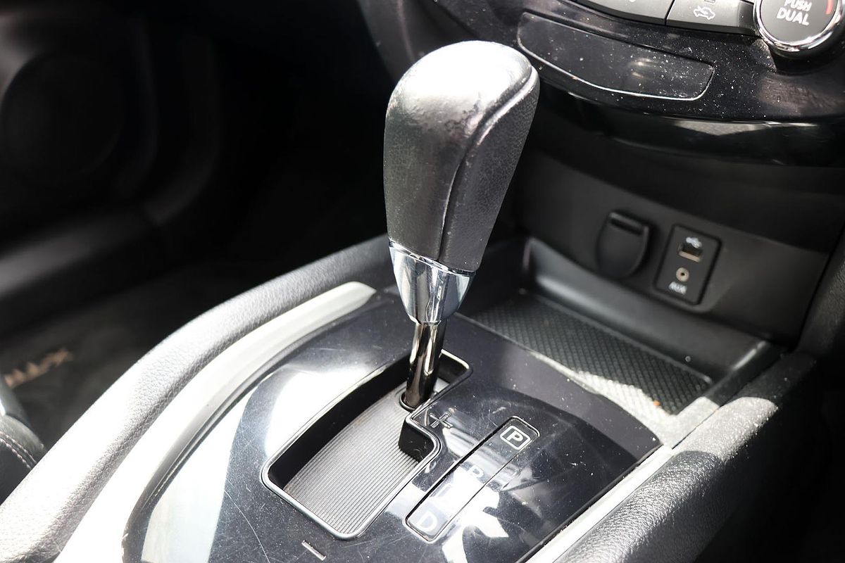 2015 Nissan X-TRAIL ST-L T32