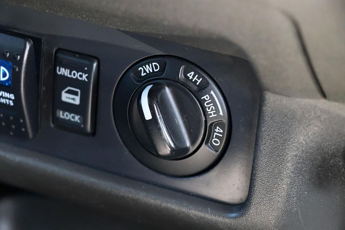 2008 Nissan Navara ST-X D40 4X4