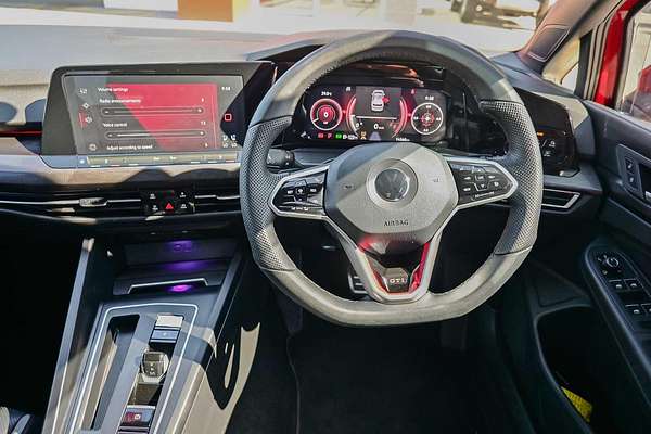 2022 Volkswagen Golf GTI 8