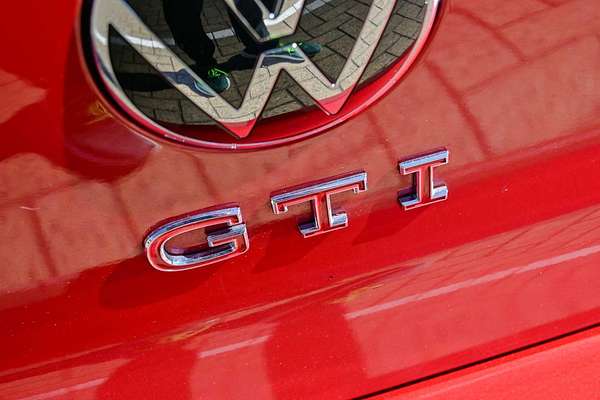 2022 Volkswagen Golf GTI 8