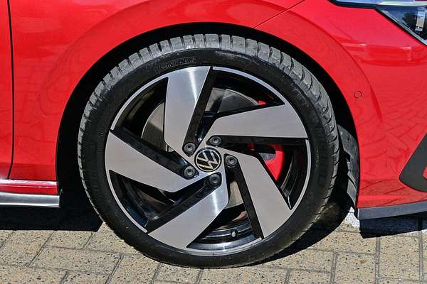 2022 Volkswagen Golf GTI 8