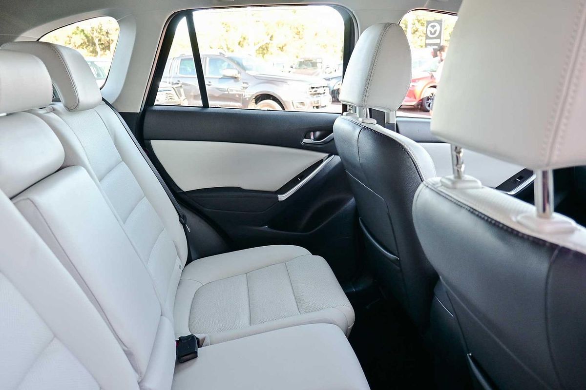 2015 Mazda CX-5 Grand Touring KE Series 2