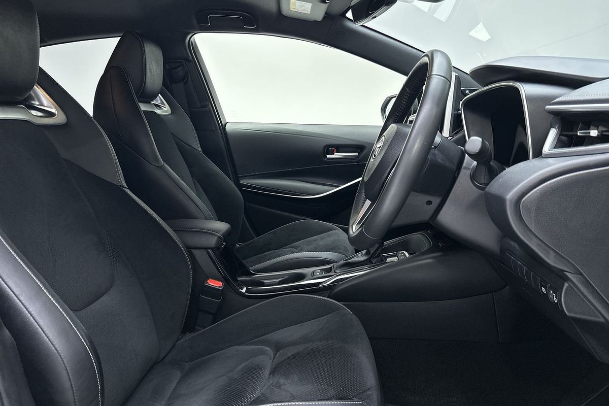 2022 Toyota Corolla ZR Hybrid ZWE211R