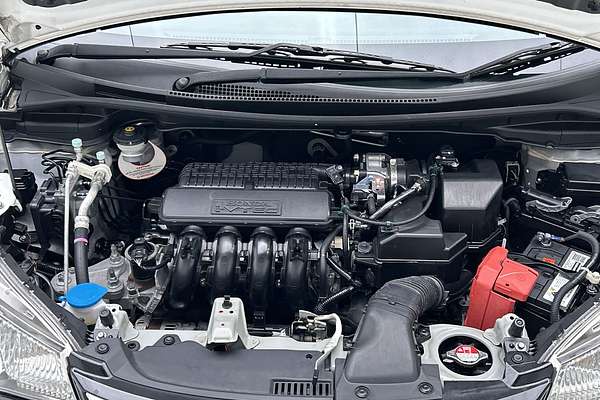 2016 Honda Jazz VTi GF