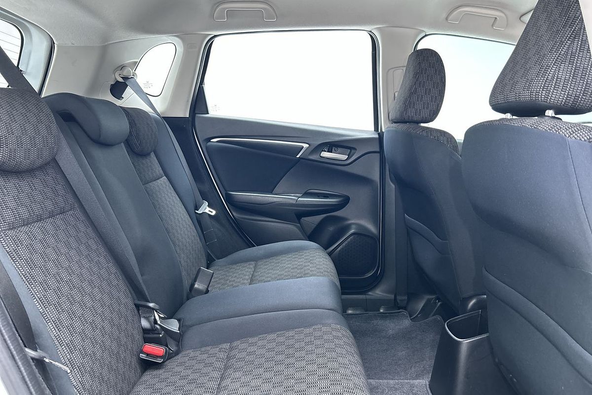 2016 Honda Jazz VTi GF