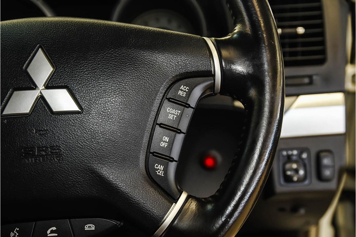 2019 Mitsubishi Pajero GLX NX
