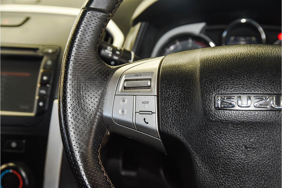 2018 Isuzu MU-X LS-M