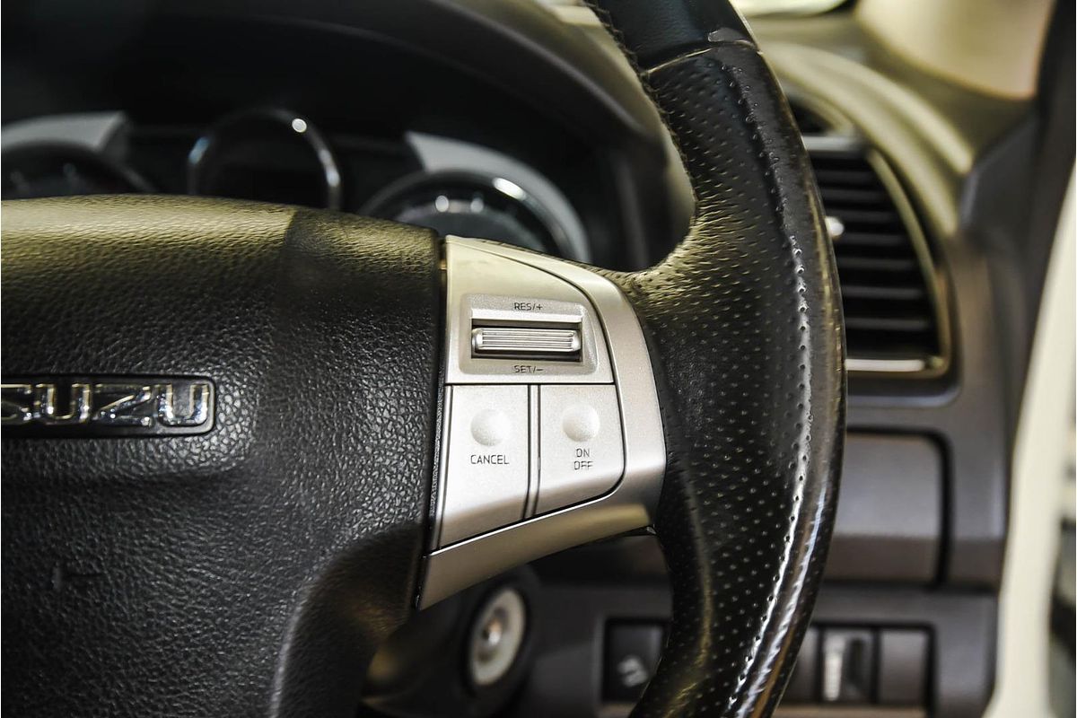 2018 Isuzu MU-X LS-M