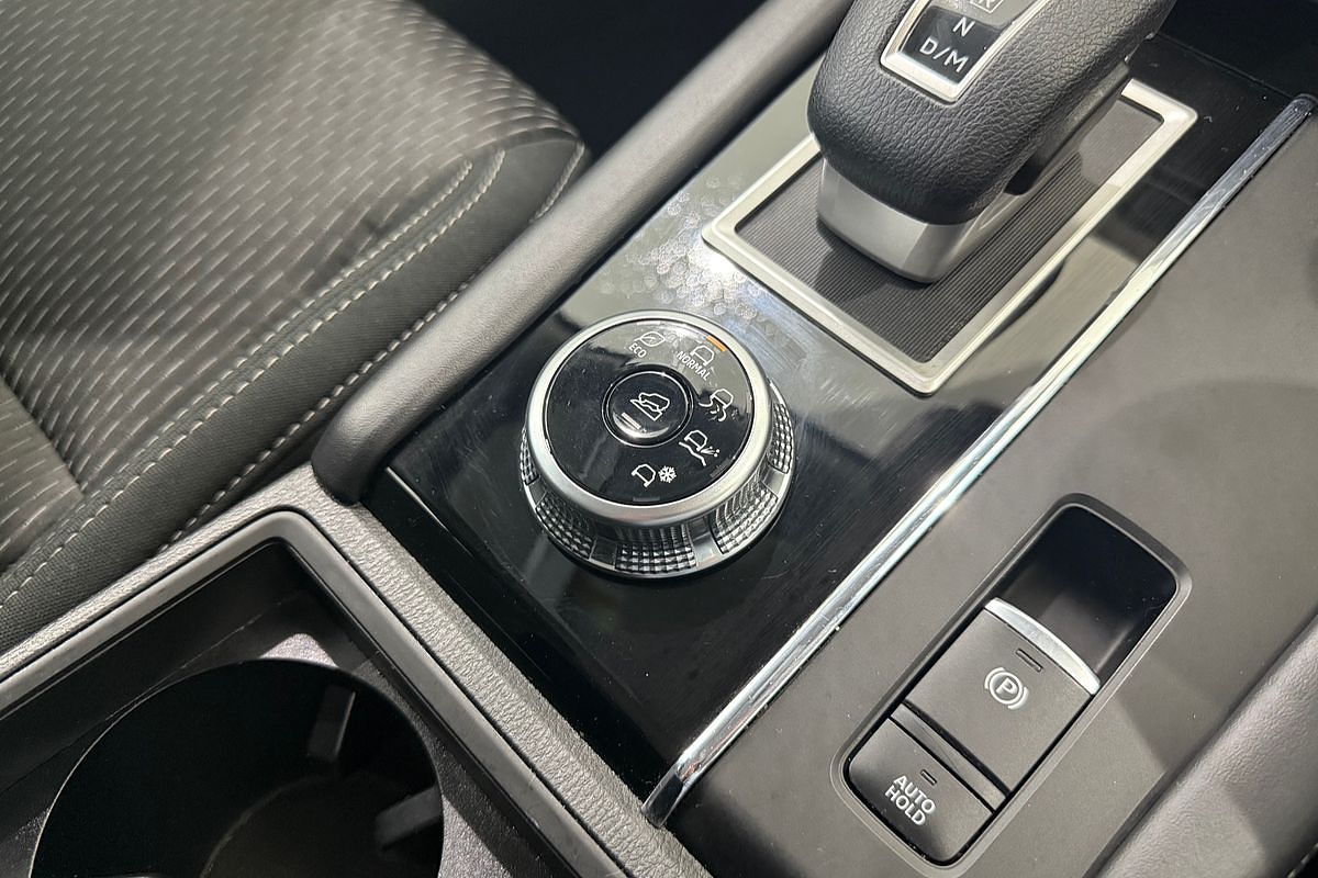 2023 Mitsubishi Outlander ES ZM