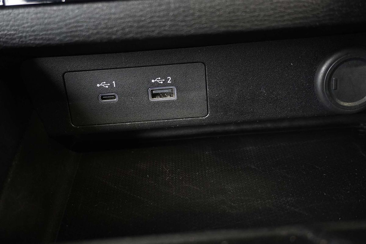 2023 Mitsubishi Outlander ES ZM