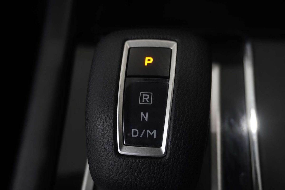 2023 Mitsubishi Outlander ES ZM