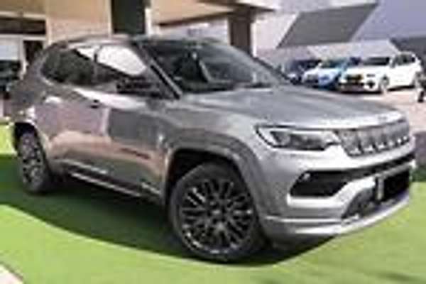 2023 Jeep Compass S-Limited M6