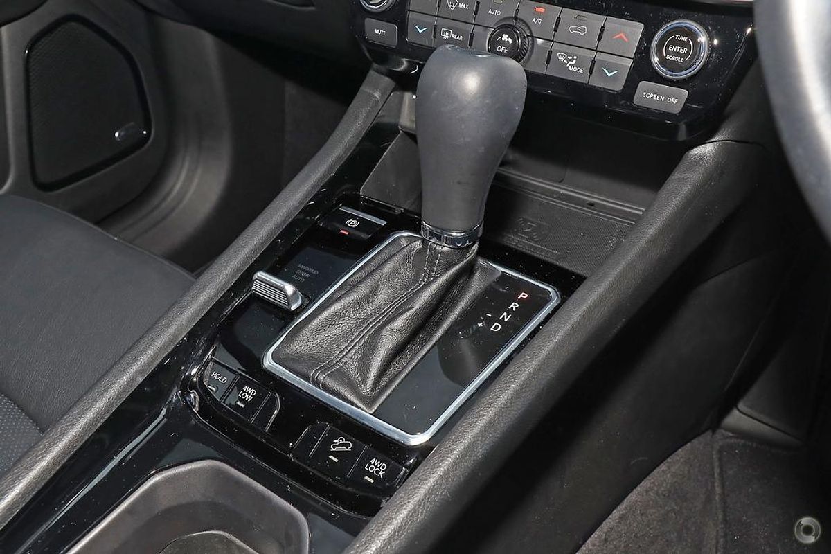 2023 Jeep Compass S-Limited M6