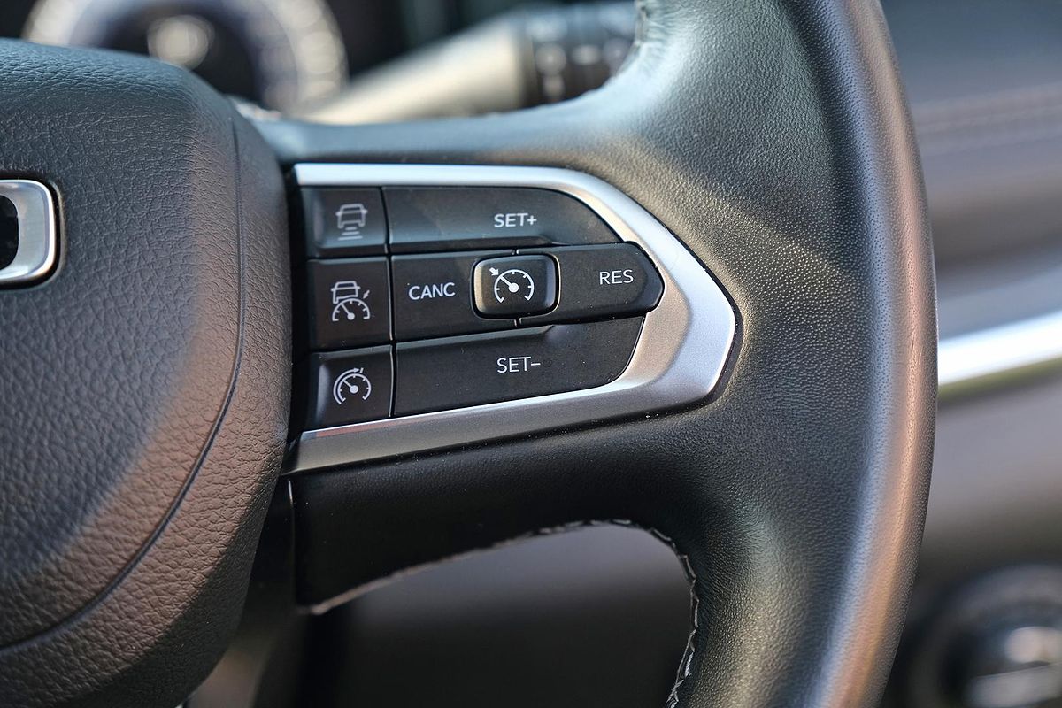 2023 Jeep Compass S-Limited M6