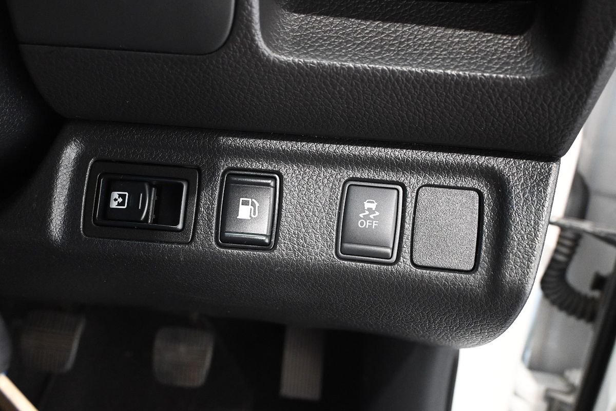 2017 Nissan Navara ST D23 Series 3 Rear Wheel Drive