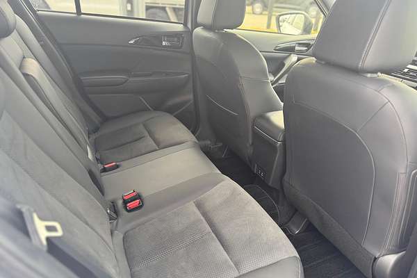 2024 Mitsubishi Eclipse Cross Black Edition YB