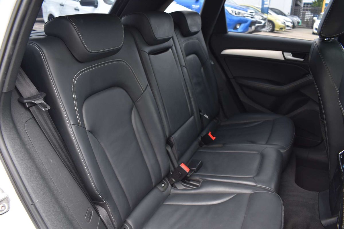 2014 Audi SQ5 TDI 8R