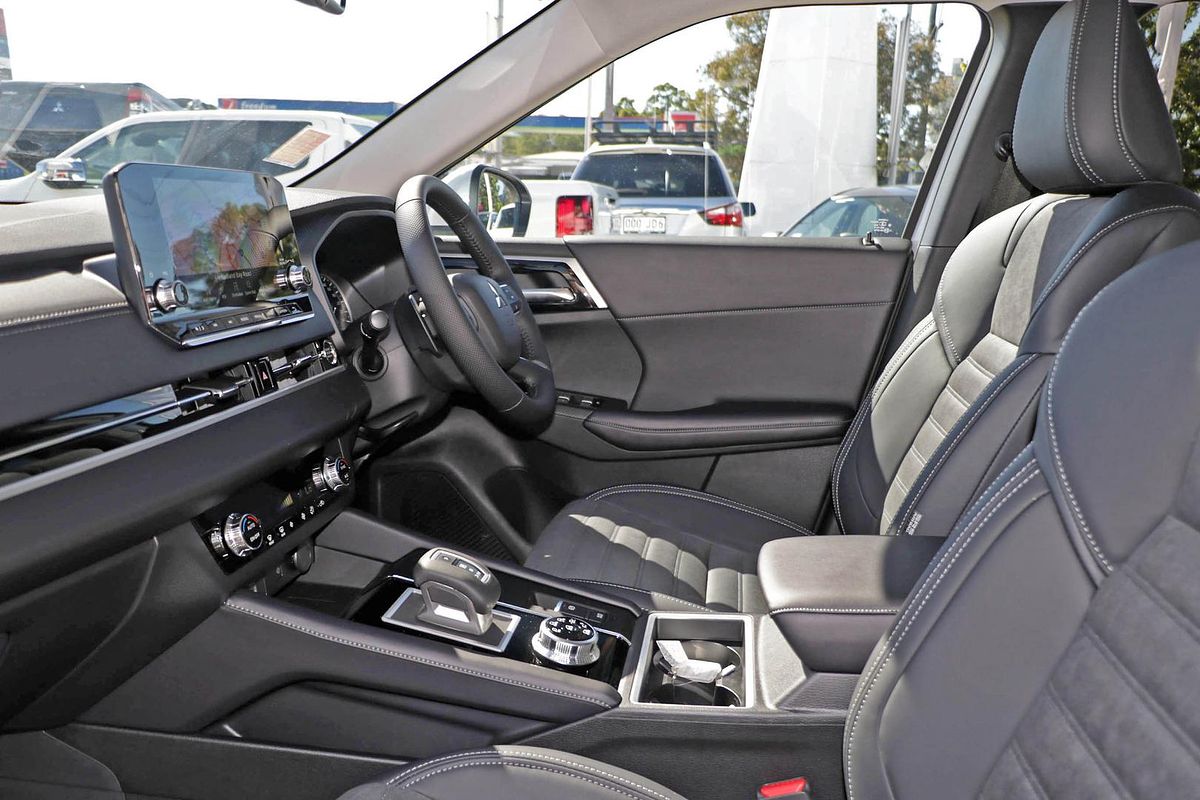 2024 Mitsubishi Outlander Aspire ZM