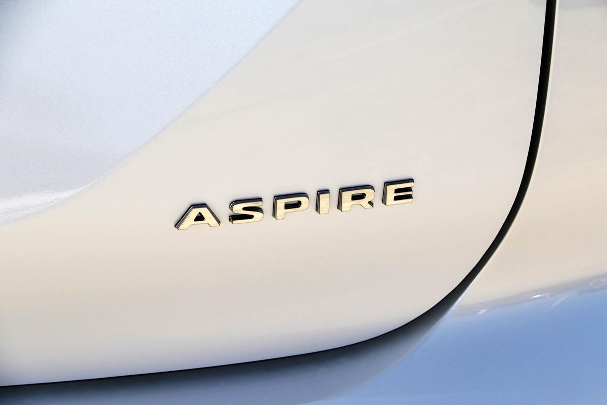 2024 Mitsubishi Outlander Aspire ZM