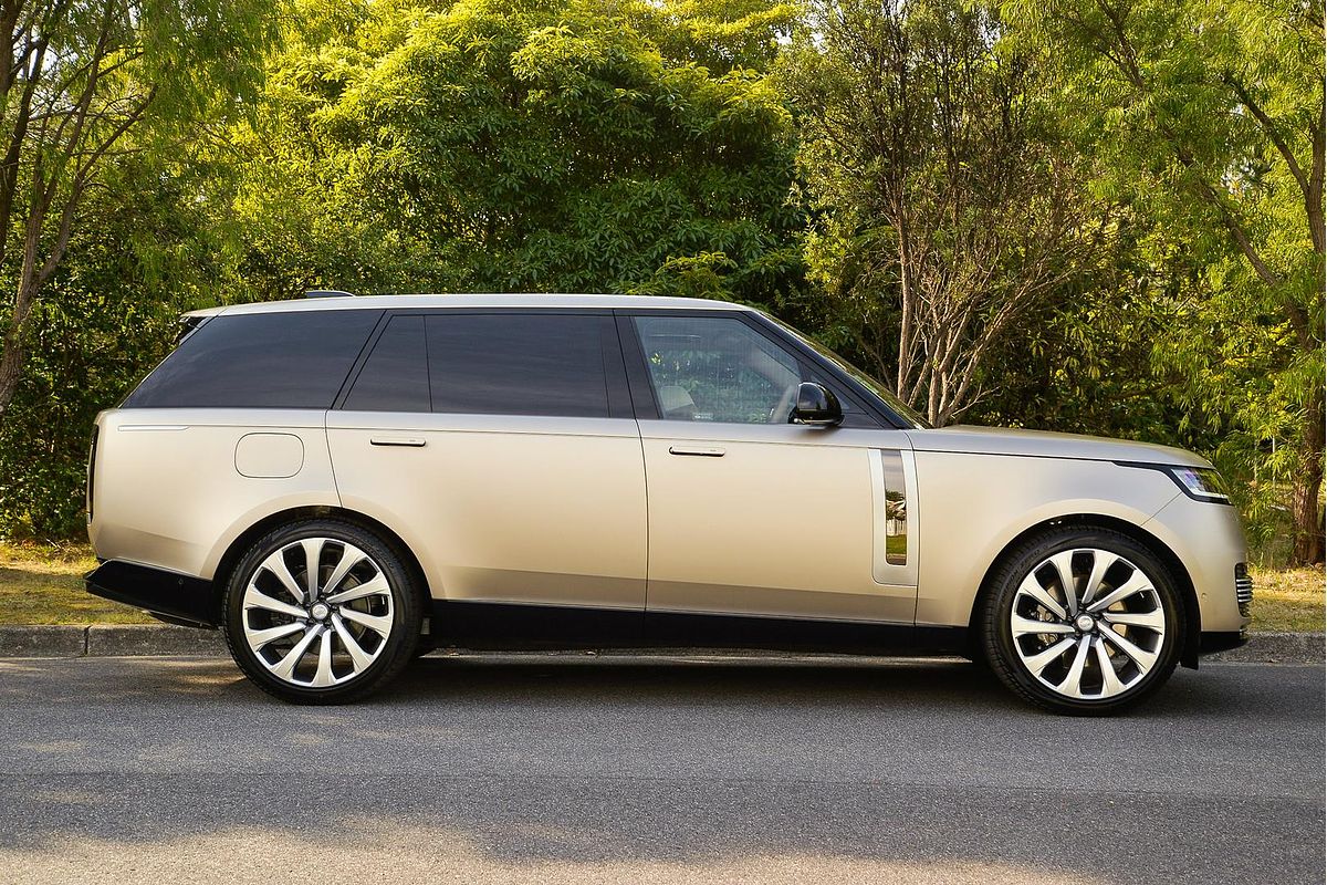 2024 Land Rover Range Rover P615 SV L460 LWB