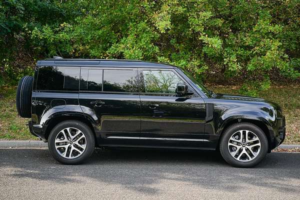 2024 Land Rover Defender 110 P400e X-Dynamic SE L663