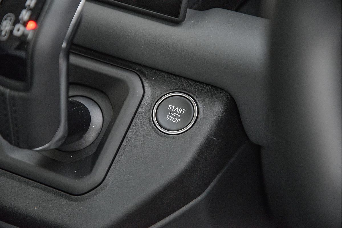 2024 Land Rover Defender 110 P400e X-Dynamic SE L663
