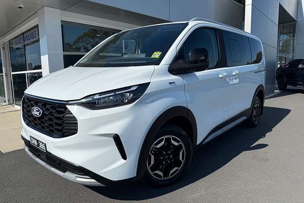 2024 Ford Tourneo Active AV SWB